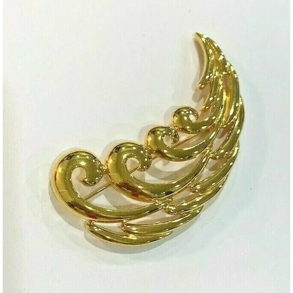 Vintage Napier Gold Tone Brooch Mod Flourish Swoosh Design Pin Classic 1980's